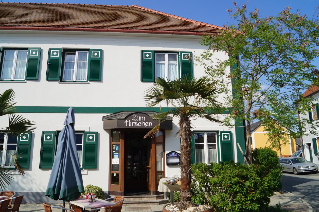 Gasthof Zum Hirschen Burgau Exterior photo